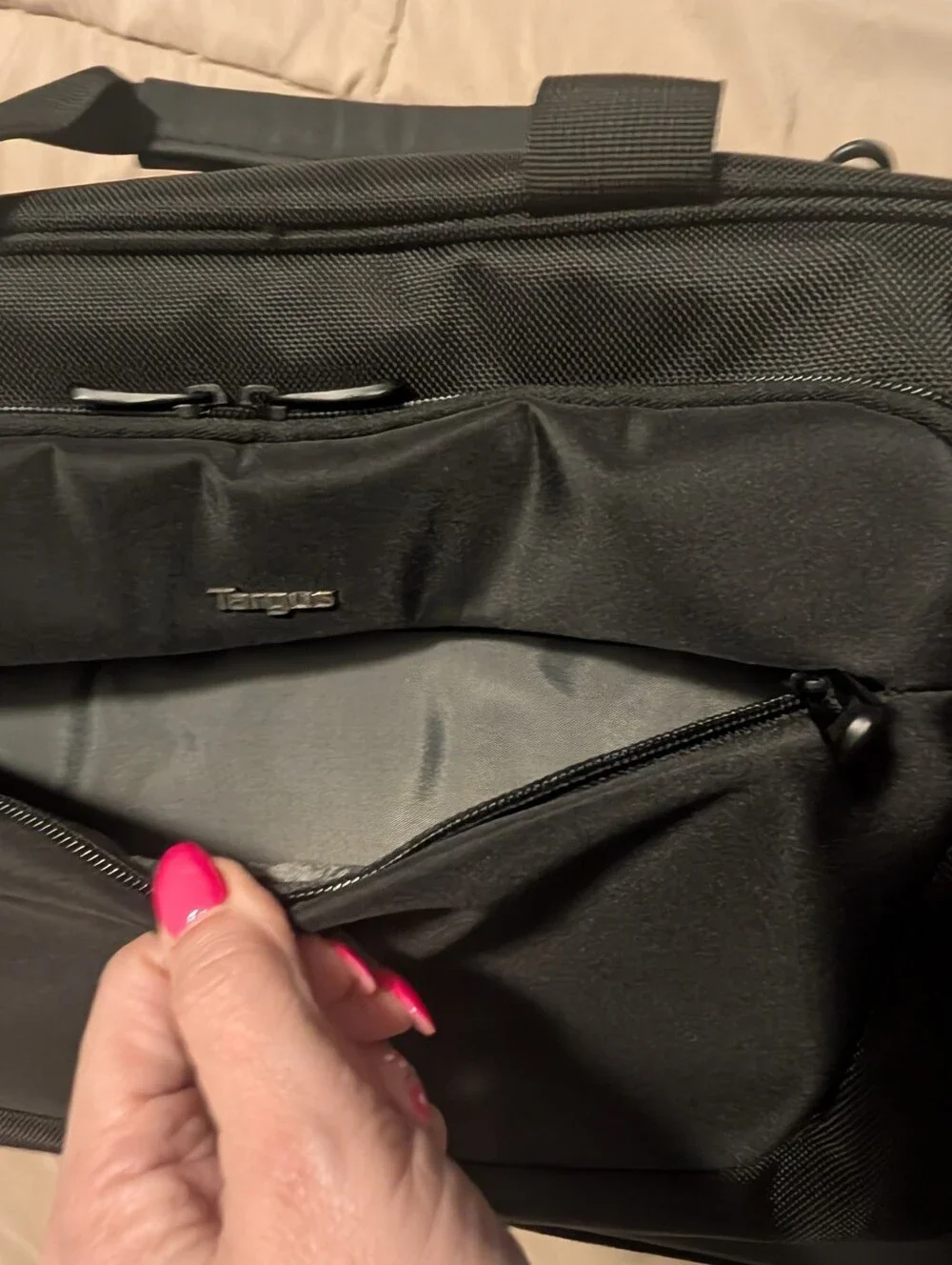 NWOT Targus Black Laptop Briefcase with Front Organizer Pocket